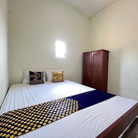 Hotel Spot On 93423 Kost Berkah Near Kebun Teh Wonosari Lawang Exteriér fotografie