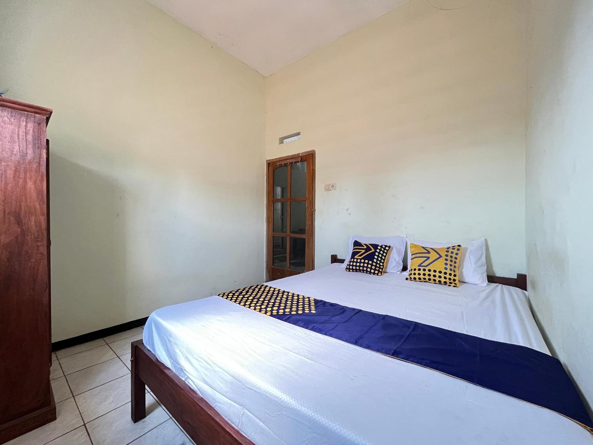 Hotel Spot On 93423 Kost Berkah Near Kebun Teh Wonosari Lawang Exteriér fotografie
