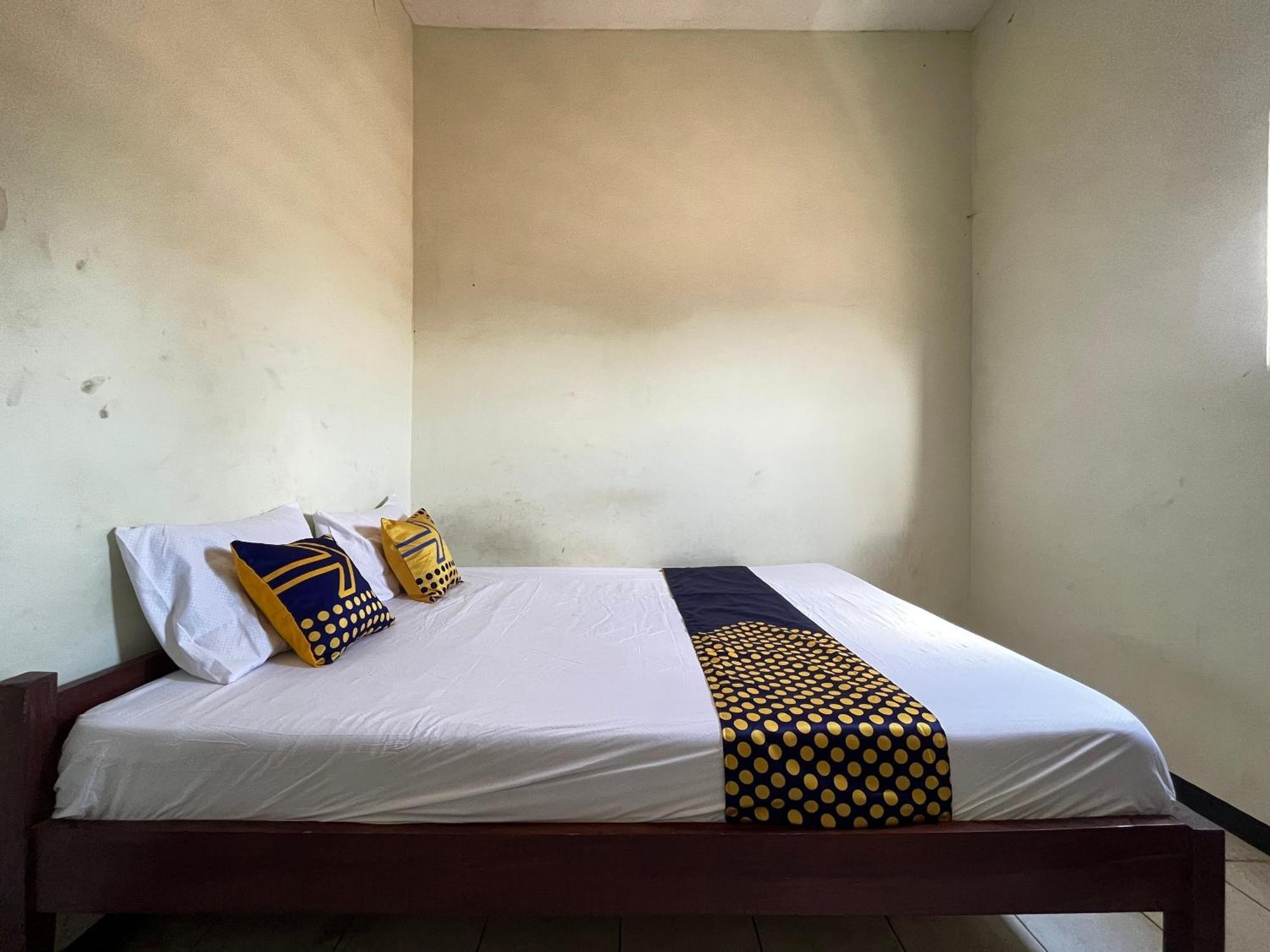 Hotel Spot On 93423 Kost Berkah Near Kebun Teh Wonosari Lawang Exteriér fotografie