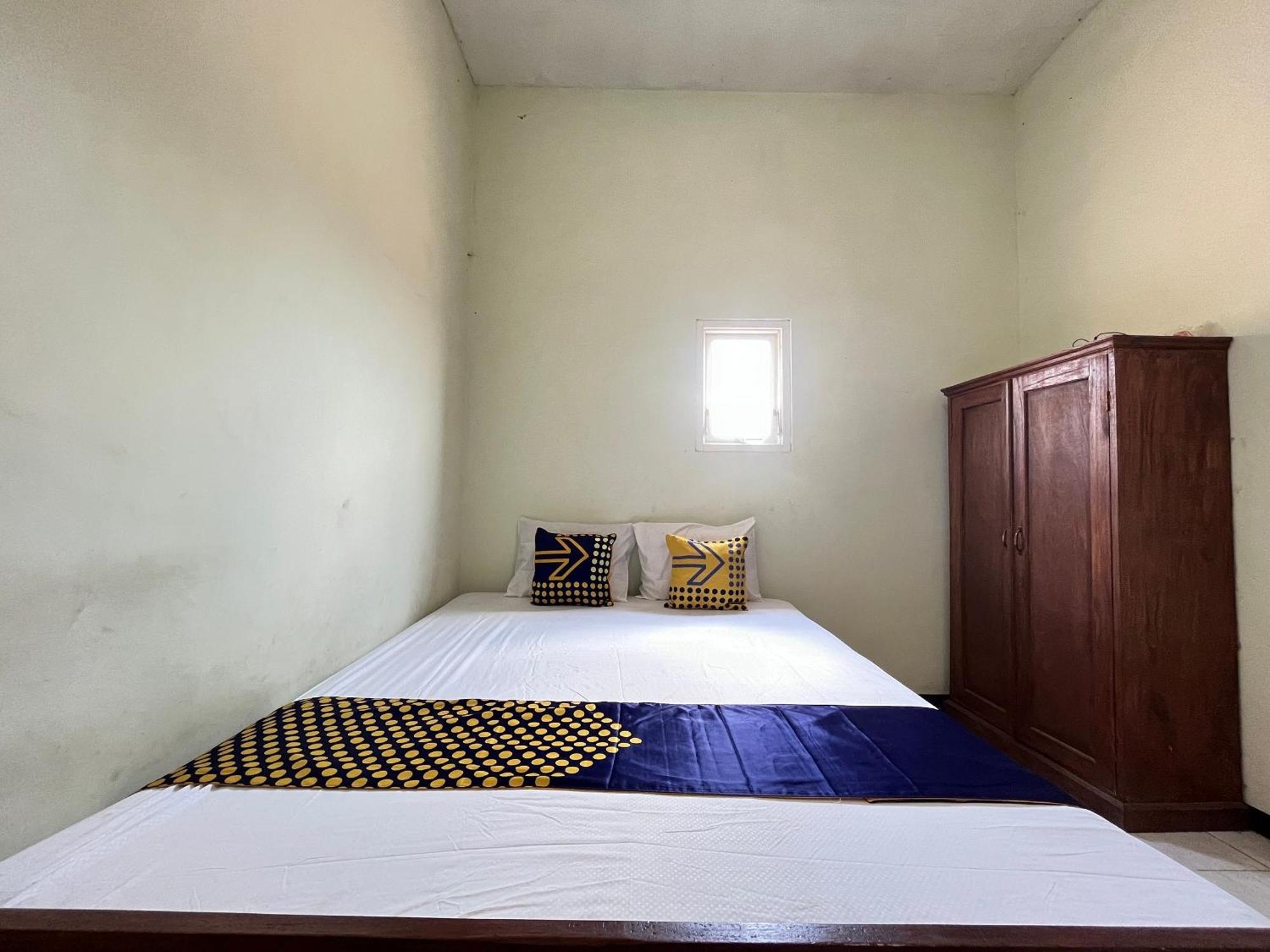 Hotel Spot On 93423 Kost Berkah Near Kebun Teh Wonosari Lawang Exteriér fotografie