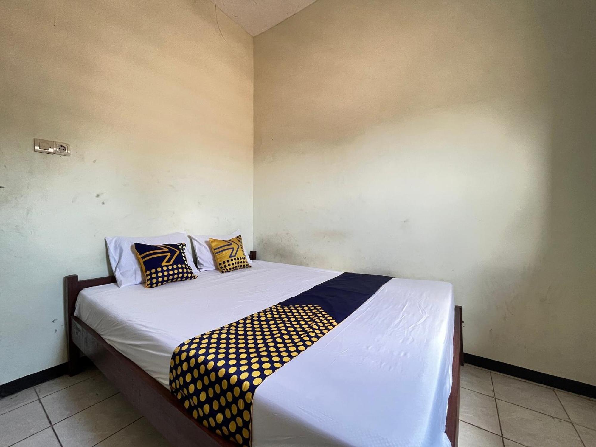 Hotel Spot On 93423 Kost Berkah Near Kebun Teh Wonosari Lawang Exteriér fotografie